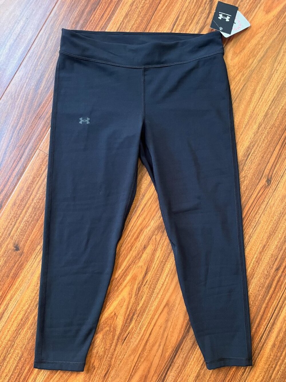 NWT Under Armour Girls Motion Solid Ankle Crop Legging Black XL
